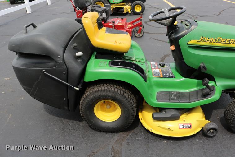 image for item DM9303 John Deere LTR180 lawn mower