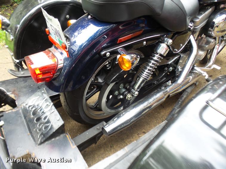 image for item DP9728 2013 Harley Davidson XL883L motorcycle with Voyager tricycle kit