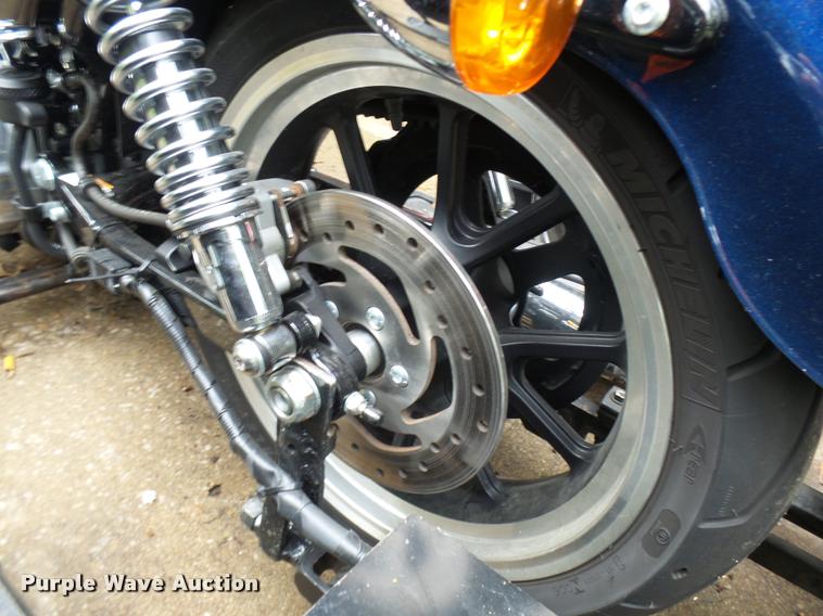 image for item DP9728 2013 Harley Davidson XL883L motorcycle with Voyager tricycle kit