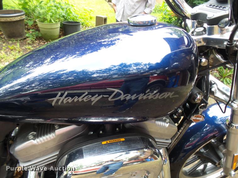 image for item DP9728 2013 Harley Davidson XL883L motorcycle with Voyager tricycle kit