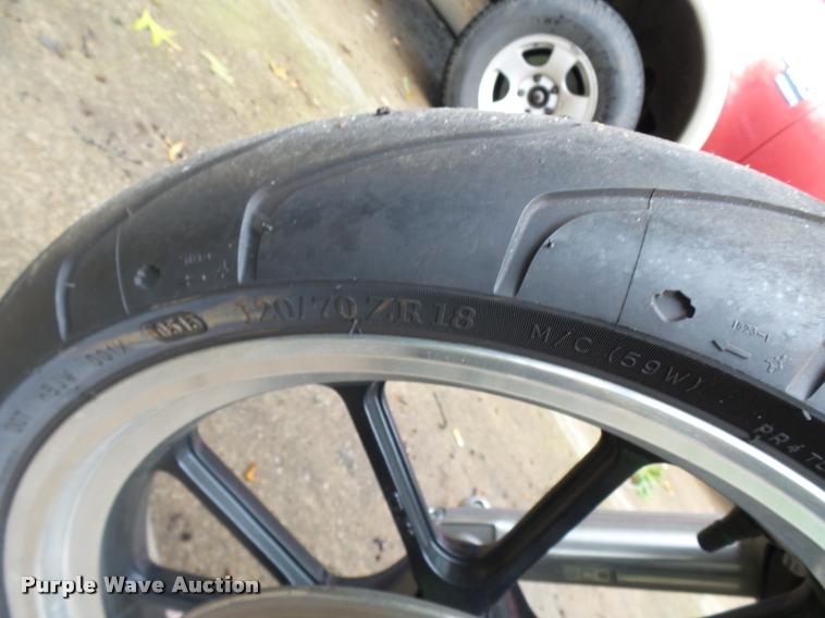 image for item DP9728 2013 Harley Davidson XL883L motorcycle with Voyager tricycle kit