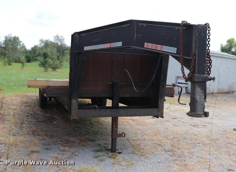 image for item DQ9356 1997 Nost equipment trailer