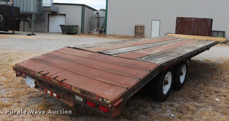 image for item DQ9356 1997 Nost equipment trailer