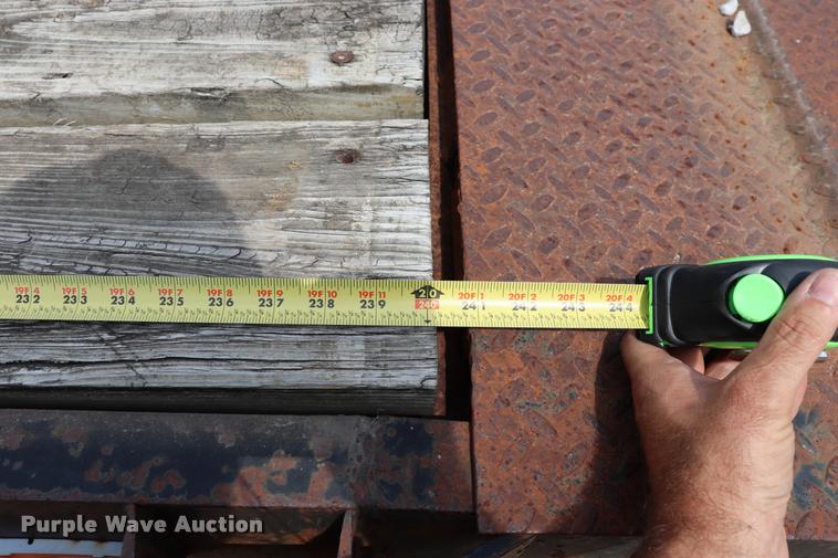 image for item DQ9356 1997 Nost equipment trailer