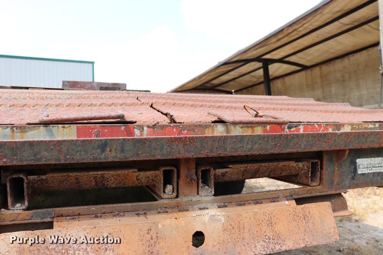 image for item DQ9356 1997 Nost equipment trailer