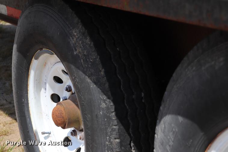 image for item DQ9356 1997 Nost equipment trailer