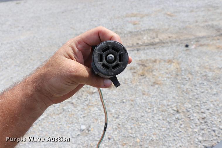 image for item DQ9395 2007 Starlite H2Dove6 equipment trailer