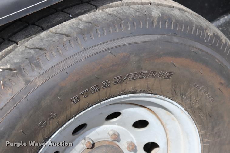 image for item DQ9395 2007 Starlite H2Dove6 equipment trailer