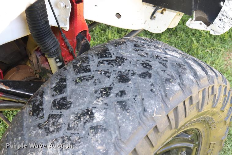 image for item DQ9422 2002 Chevrolet Silverado 2500HD LT Crew Cab pickup truck