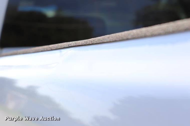 image for item DQ9422 2002 Chevrolet Silverado 2500HD LT Crew Cab pickup truck