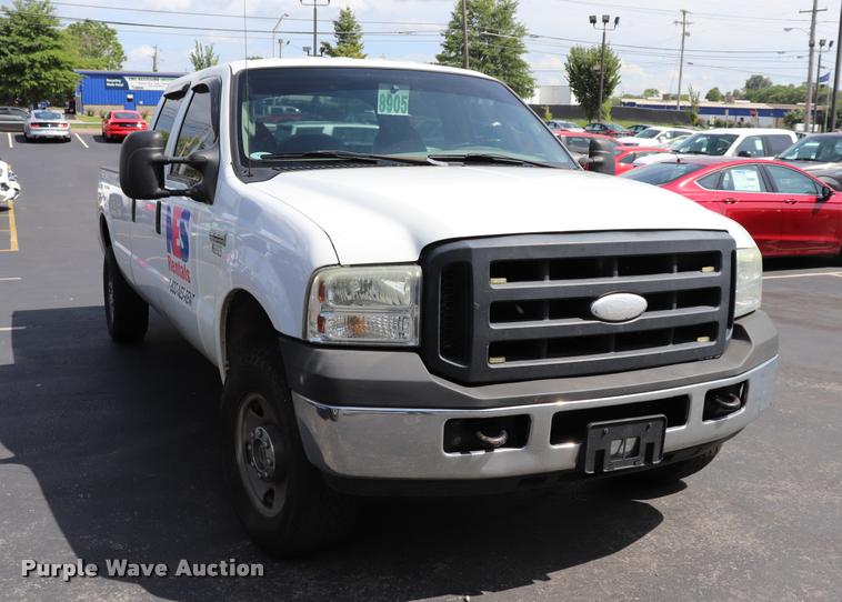 image for item DQ9441 2007 Ford F250 Super Duty Crew Cab pickup truck