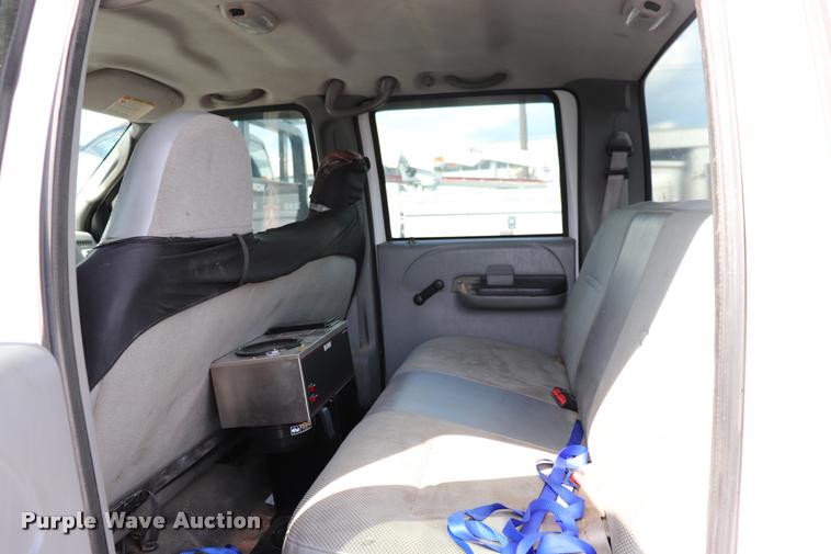 image for item DQ9441 2007 Ford F250 Super Duty Crew Cab pickup truck