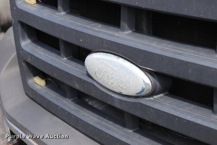 image for item DQ9441 2007 Ford F250 Super Duty Crew Cab pickup truck