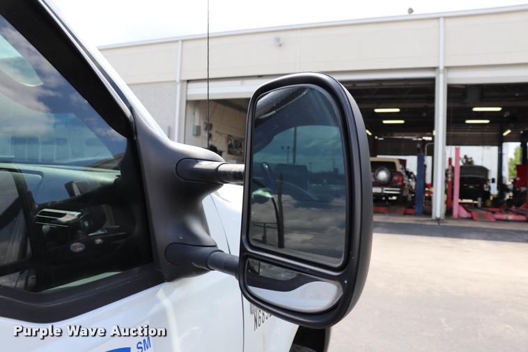 image for item DQ9441 2007 Ford F250 Super Duty Crew Cab pickup truck