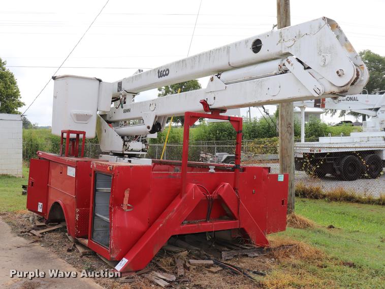 image for item DQ9442 Hastings utility bed with crane