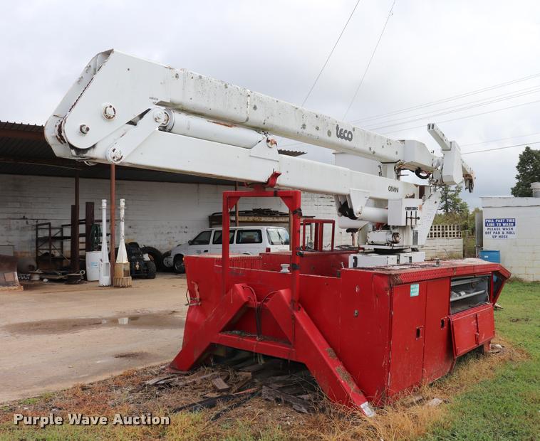 image for item DQ9442 Hastings utility bed with crane