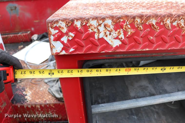 image for item DQ9442 Hastings utility bed with crane