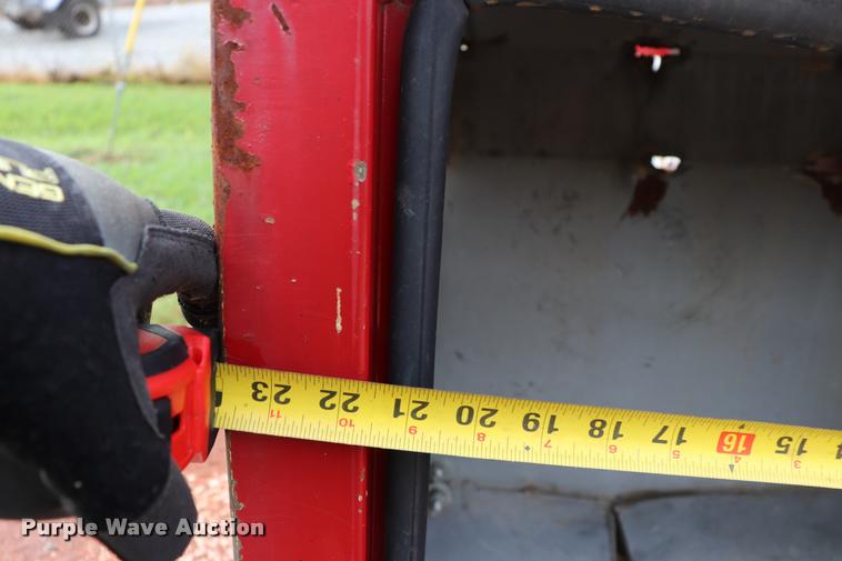 image for item DQ9442 Hastings utility bed with crane