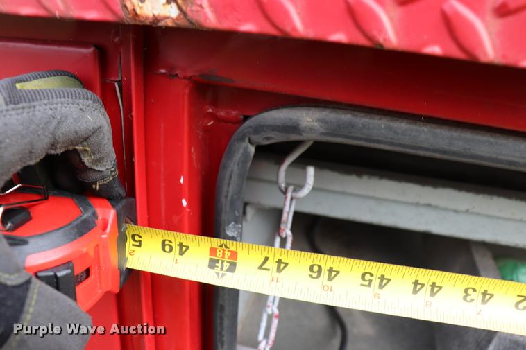 image for item DQ9442 Hastings utility bed with crane