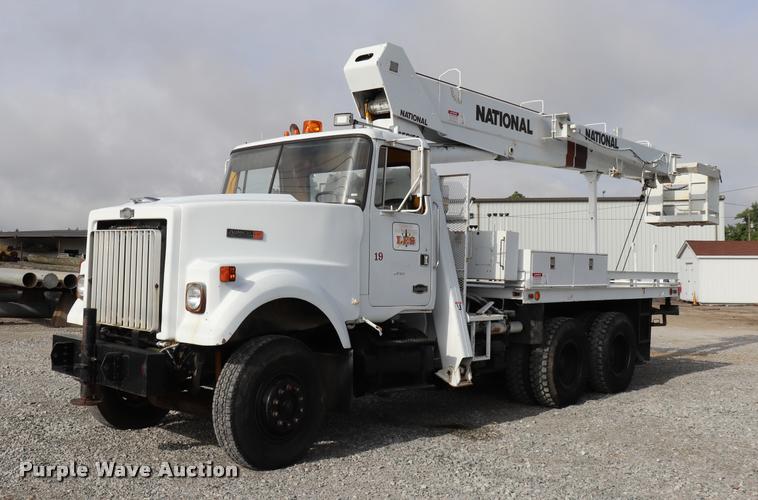 Crane Truck For Sale >> 1984 Autocar 875 Crane Truck Item Dq9443 Sold September Crane Truck For Sale >> 1984 Autocar 875 Crane Truck Item Dq9443 Sold September