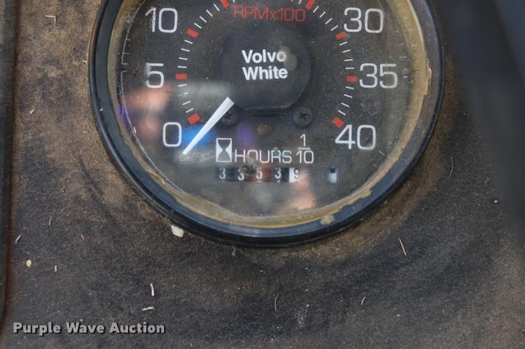 image for item DQ9443 1984 Autocar 875 crane truck