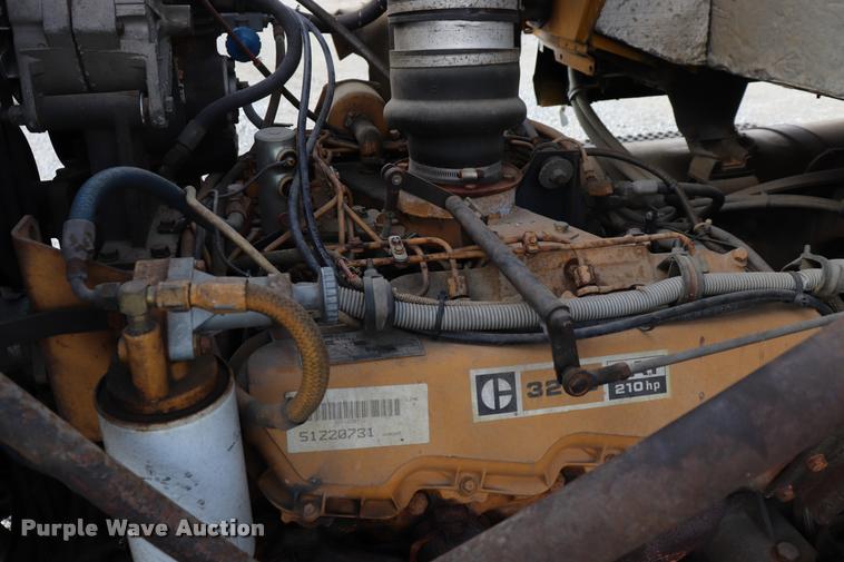 image for item DQ9443 1984 Autocar 875 crane truck