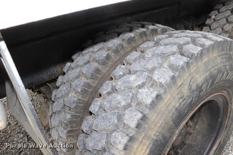 image for item DQ9443 1984 Autocar 875 crane truck