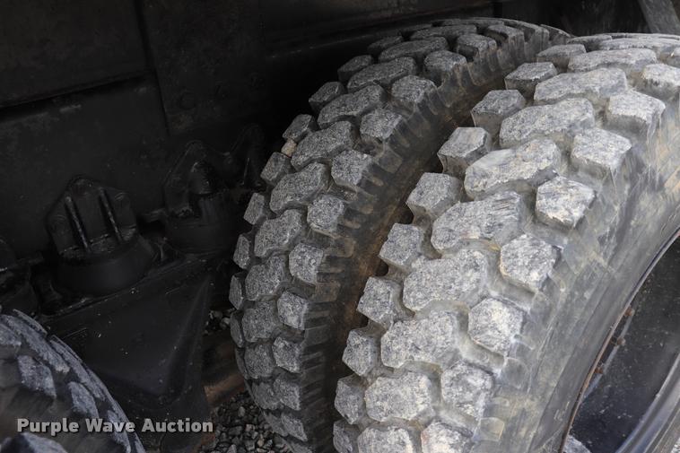 image for item DQ9443 1984 Autocar 875 crane truck