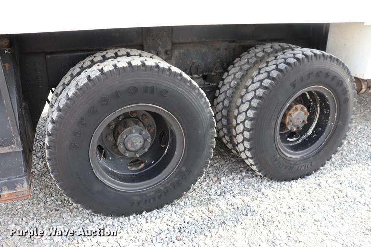 image for item DQ9443 1984 Autocar 875 crane truck