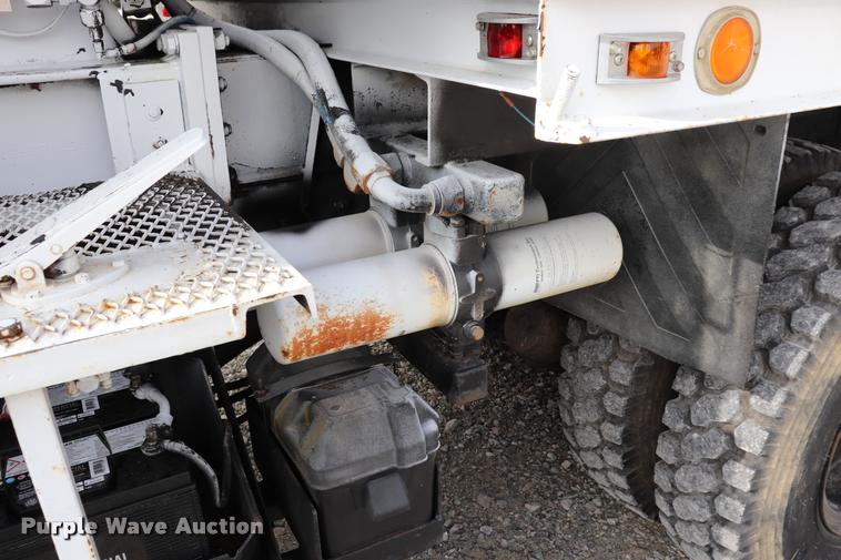 image for item DQ9443 1984 Autocar 875 crane truck