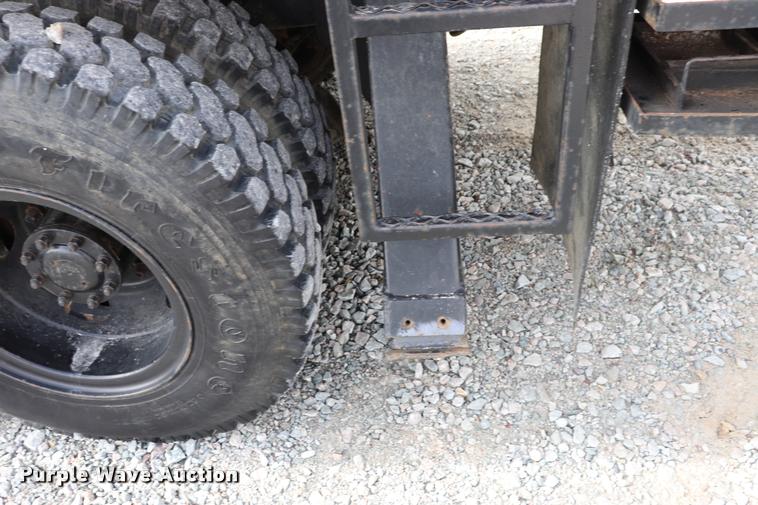 image for item DQ9443 1984 Autocar 875 crane truck