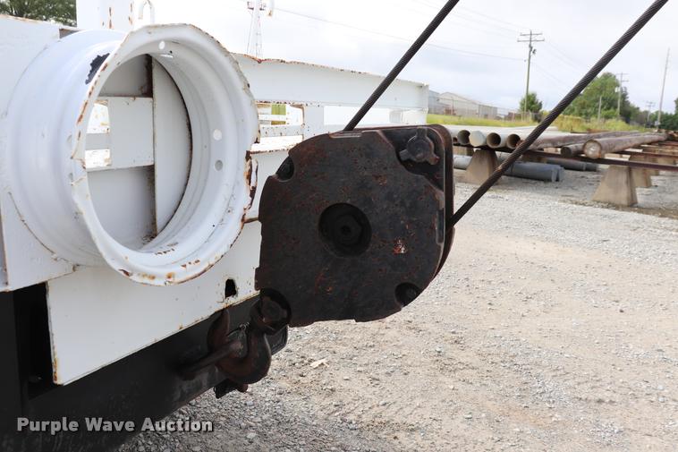 image for item DQ9443 1984 Autocar 875 crane truck