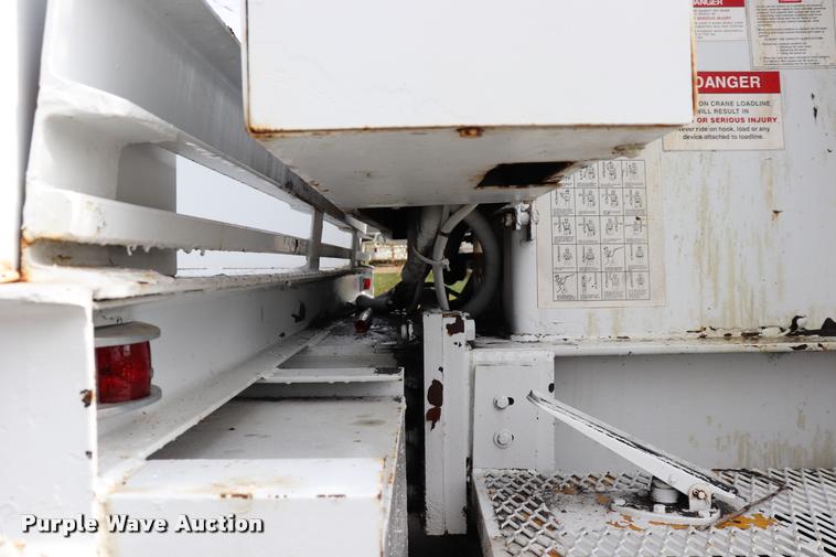 image for item DQ9443 1984 Autocar 875 crane truck