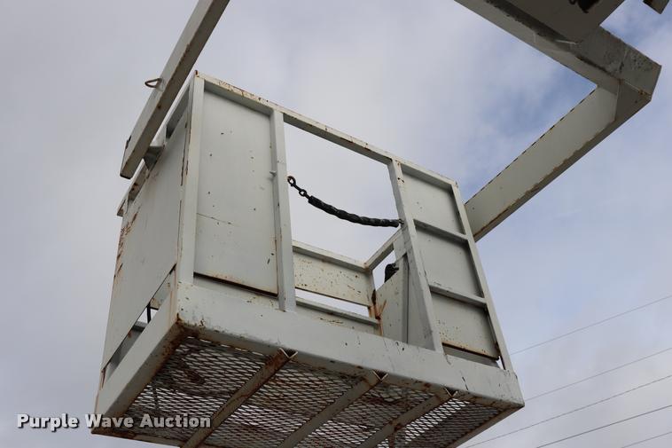 image for item DQ9443 1984 Autocar 875 crane truck