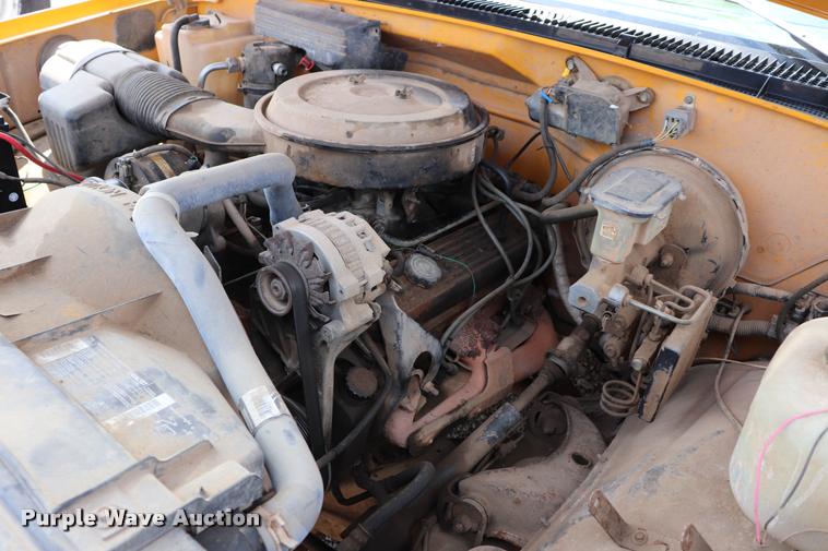 image for item DQ9459 1994 Chevrolet Cheyenne 1500 pickup truck