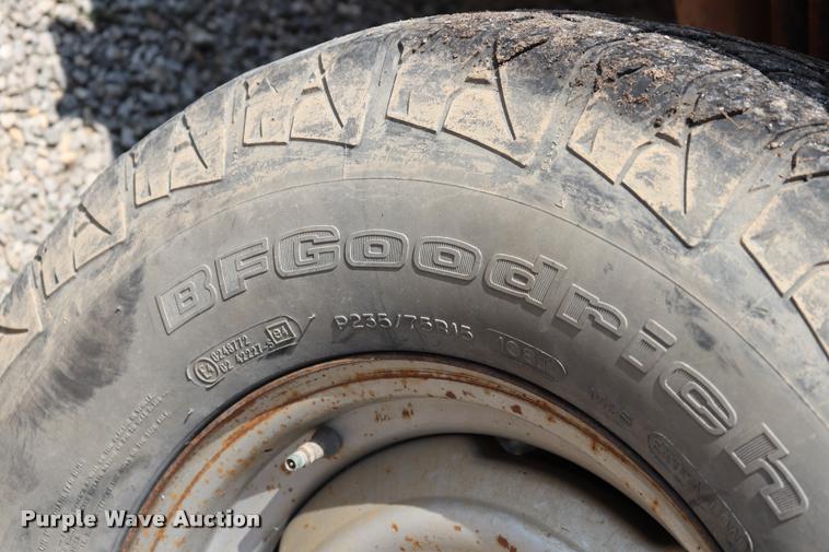 image for item DQ9459 1994 Chevrolet Cheyenne 1500 pickup truck