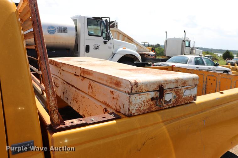 image for item DQ9459 1994 Chevrolet Cheyenne 1500 pickup truck