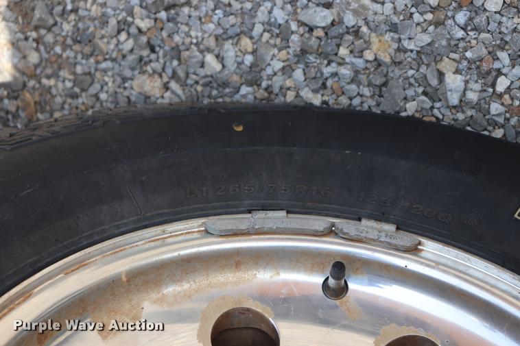 image for item DQ9460 2003 Ford F250 Super Duty Crew Cab pickup truck