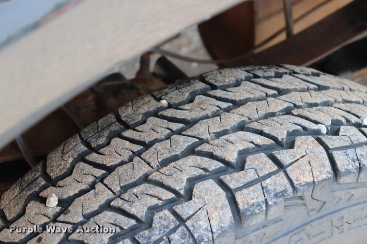 image for item DQ9460 2003 Ford F250 Super Duty Crew Cab pickup truck