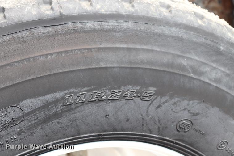 image for item DQ9463 1984 CMC end dump trailer