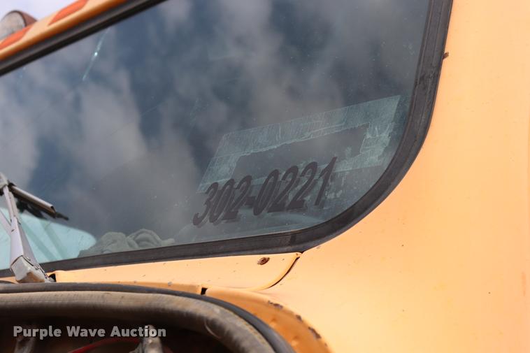 image for item DQ9467 1988 International 1754 dump truck