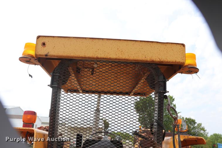 image for item DQ9468 Ford 7610 tractor