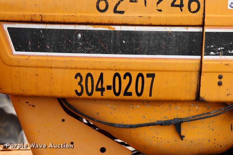 image for item DQ9468 Ford 7610 tractor