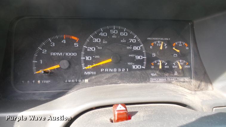 image for item DR9255 1995 Chevrolet 1500 Ext. Cab pickup truck