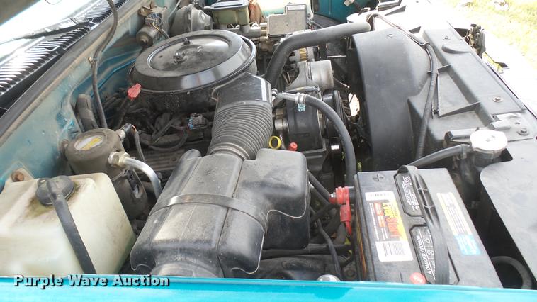 image for item DR9255 1995 Chevrolet 1500 Ext. Cab pickup truck