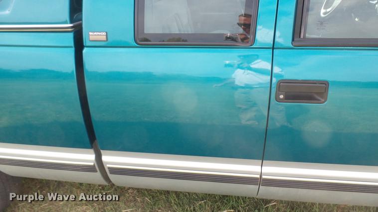 image for item DR9255 1995 Chevrolet 1500 Ext. Cab pickup truck