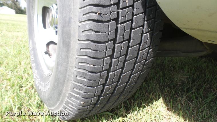 image for item DR9255 1995 Chevrolet 1500 Ext. Cab pickup truck