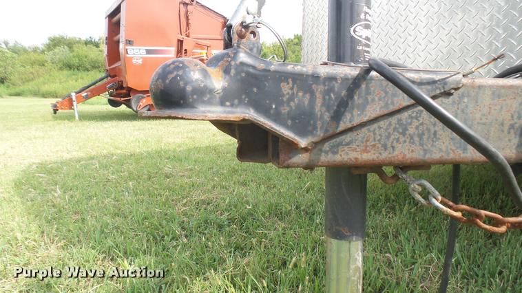 image for item DR9257 2011 South Valley enclosed cargo trailer