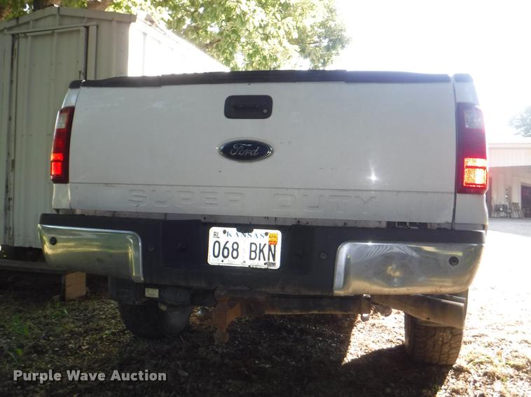 image for item K5896 2008 Ford F350 Super Duty Crew Cab pickup truck