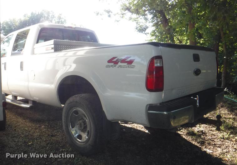 image for item K5896 2008 Ford F350 Super Duty Crew Cab pickup truck